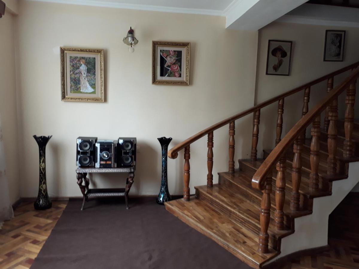 Dani'S House Apartman Kobuleti Kültér fotó